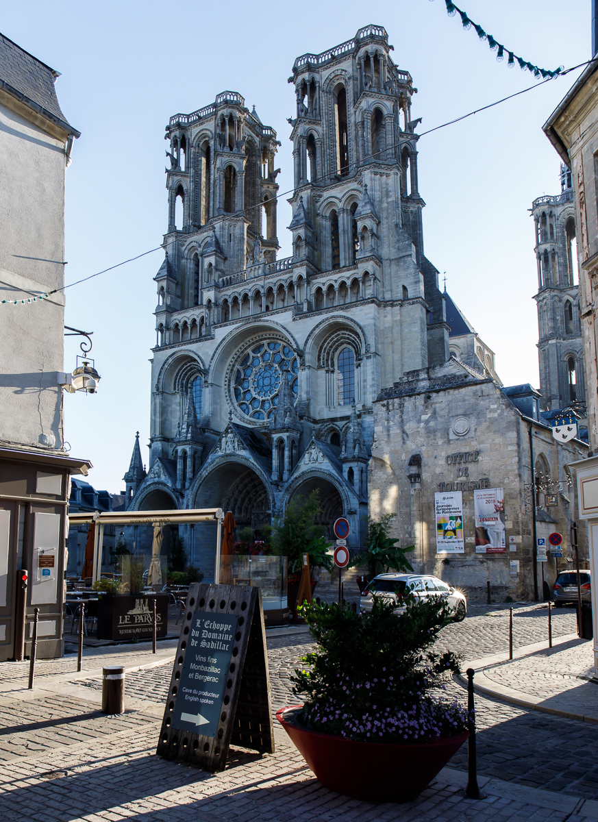 Laon
